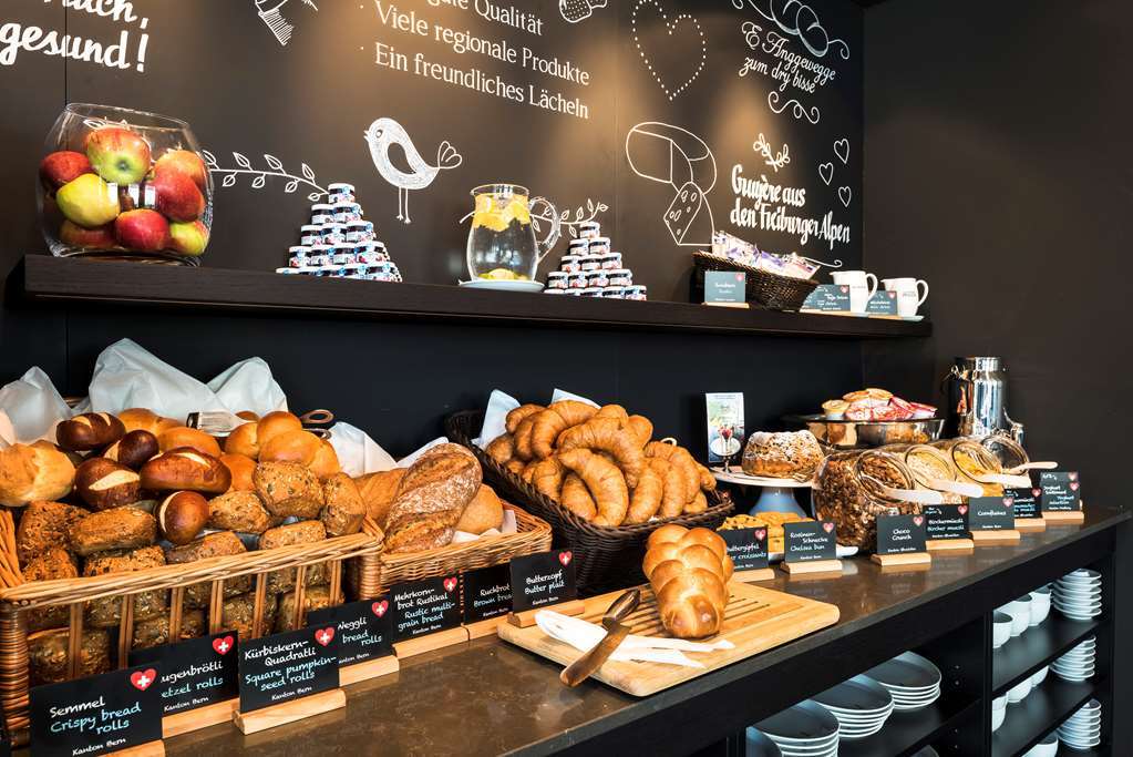 Motel One Bonn-Beethoven מסעדה תמונה
